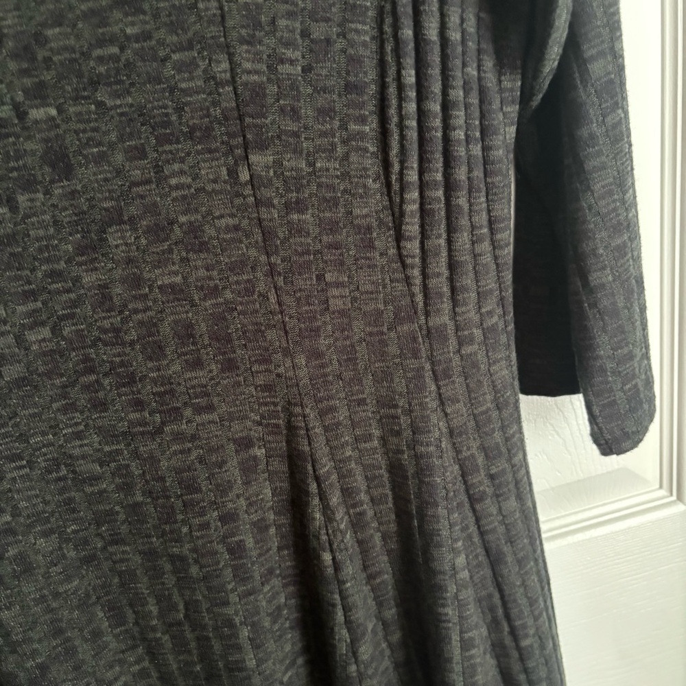Torrid Fit and Flare Dress Womens Black Green Size 2 Skater Ribbed Knit Sleeves - Picture 6 of 8